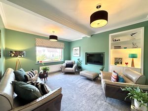 Photo 11- click for photo gallery